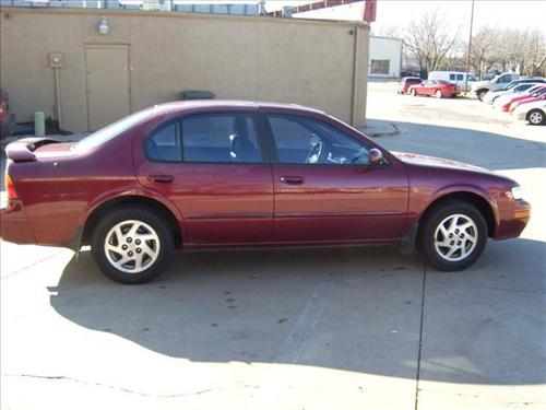 Nissan Maxima 1996 photo 5