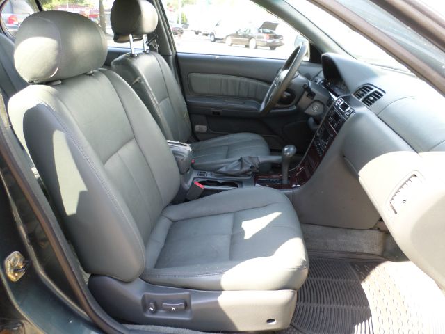 Nissan Maxima 1997 photo 5