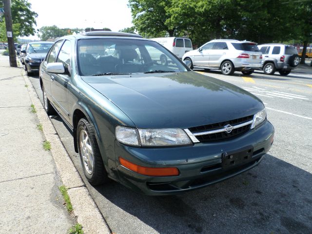 Nissan Maxima 1997 photo 7