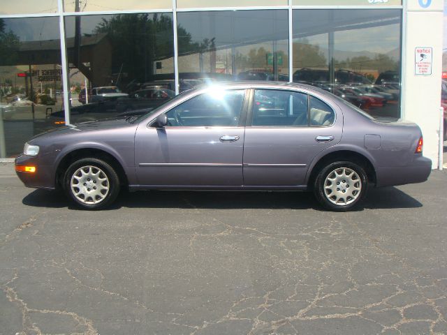 Nissan Maxima 6 Speed Transmision Sedan