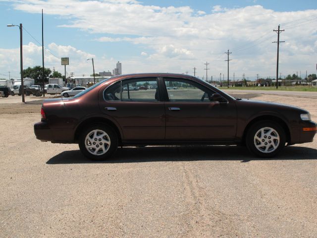 Nissan Maxima 1997 photo 2