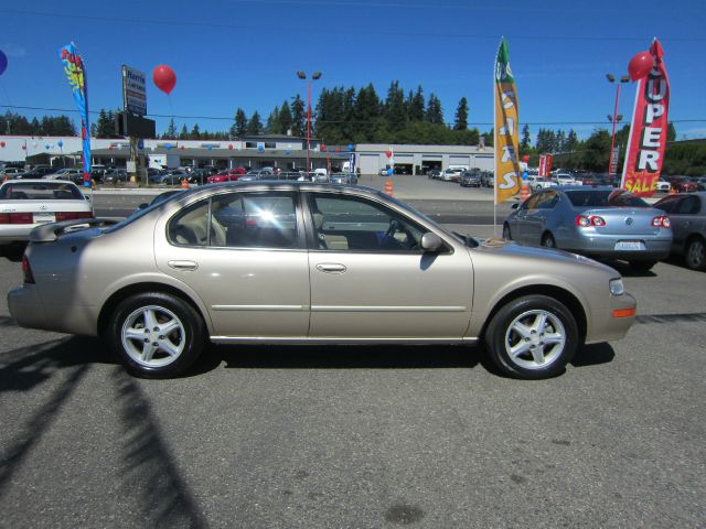 Nissan Maxima 1998 photo 3