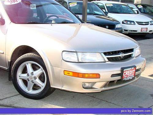 Nissan Maxima 1998 photo 1