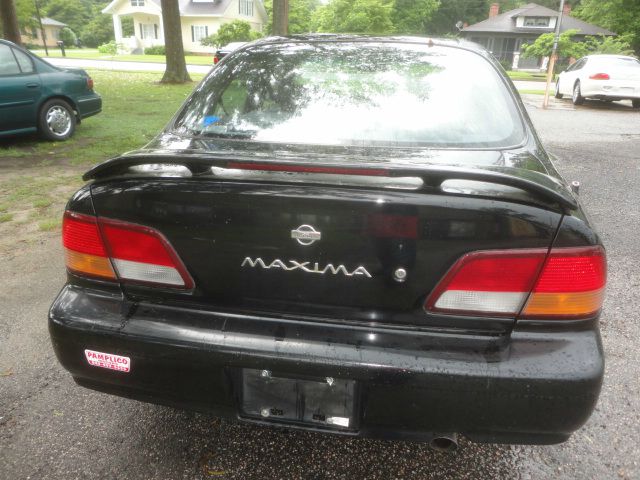 Nissan Maxima 1999 photo 11