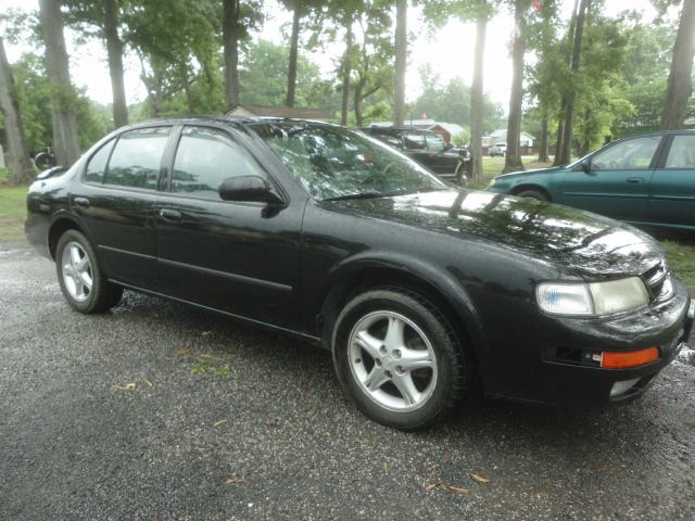 Nissan Maxima 1999 photo 9