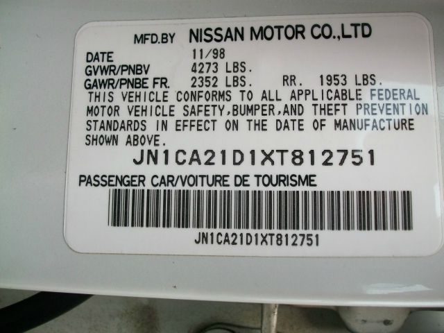 Nissan Maxima 1999 photo 2