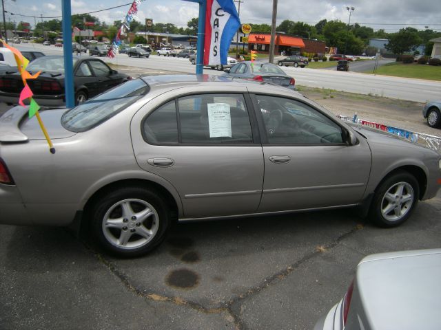 Nissan Maxima 1999 photo 3