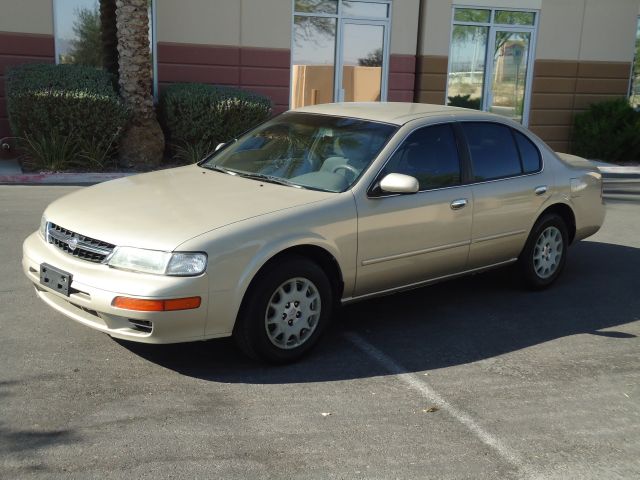 Nissan Maxima 1999 photo 27