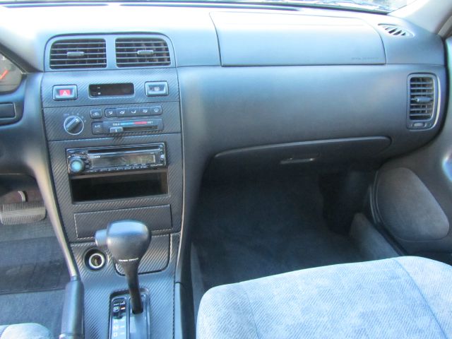 Nissan Maxima 1999 photo 8