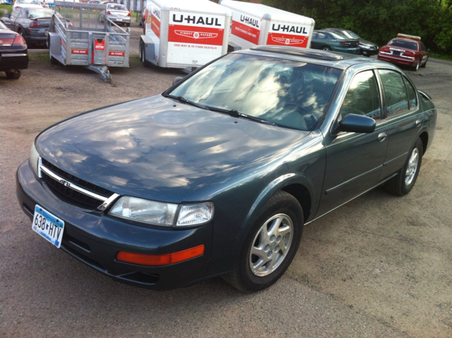 Nissan Maxima 1999 photo 2