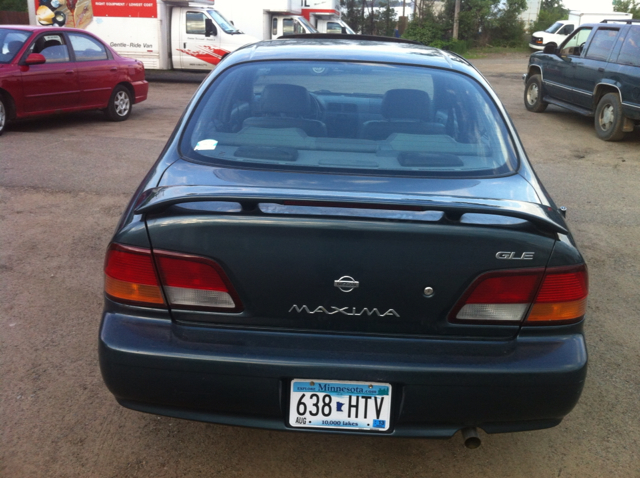 Nissan Maxima 1999 photo 3