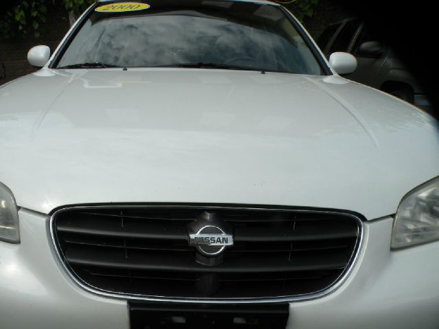 Nissan Maxima 2000 photo 4