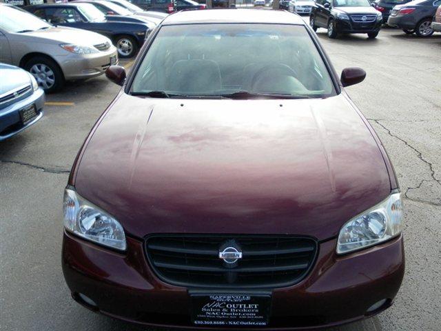 Nissan Maxima 2000 photo 2