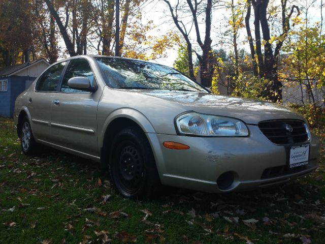 Nissan Maxima 2000 photo 4