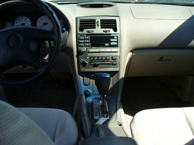 Nissan Maxima 2000 photo 13