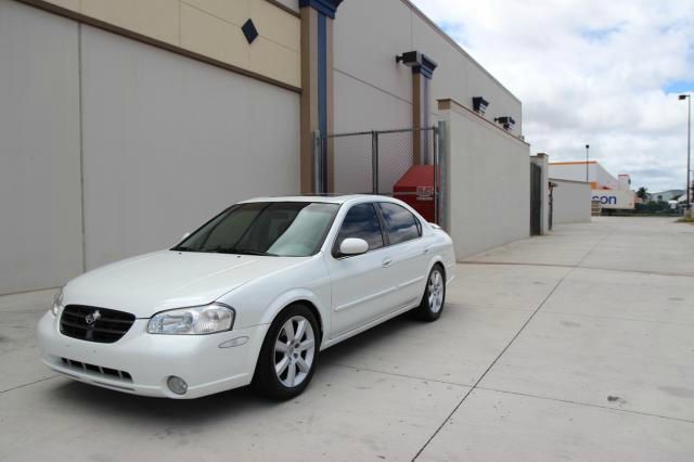 Nissan Maxima SE Sedan