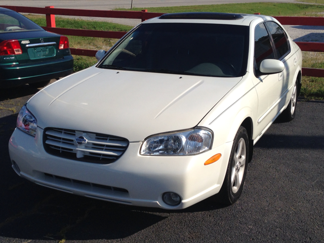 Nissan Maxima 2000 photo 10