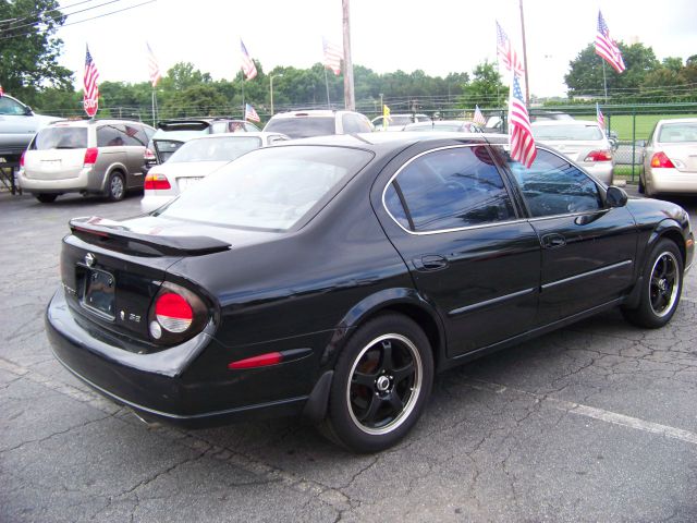 Nissan Maxima 2000 photo 4