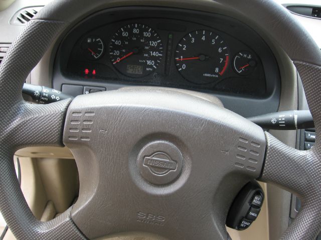 Nissan Maxima 2000 photo 12