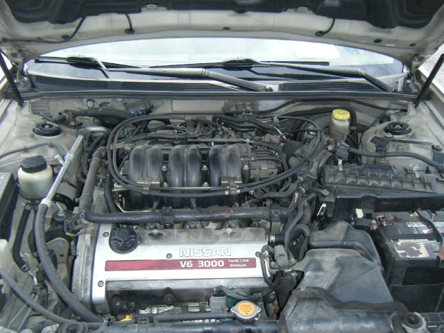 Nissan Maxima 2000 photo 3