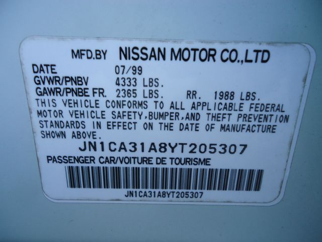 Nissan Maxima 2000 photo 15