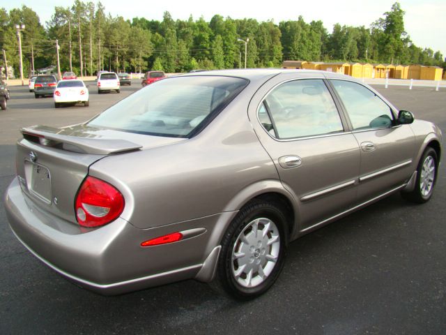 Nissan Maxima 2001 photo 3