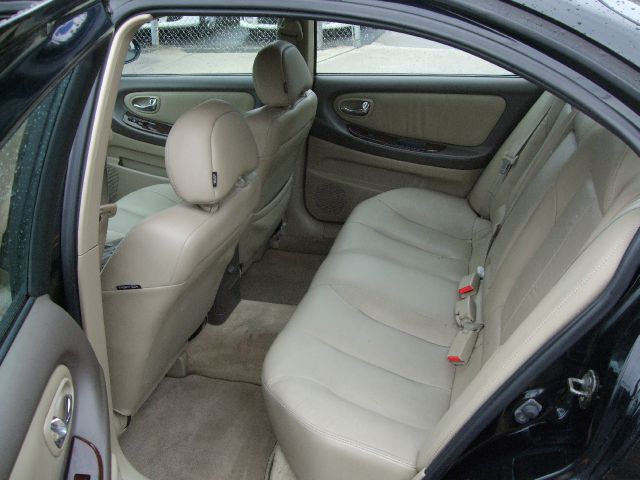 Nissan Maxima 2001 photo 2