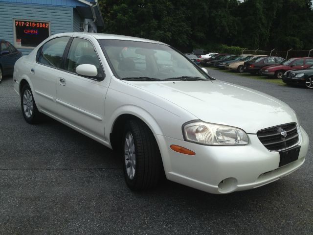 Nissan Maxima 2001 photo 2