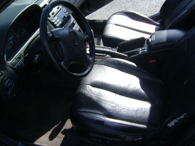 Nissan Maxima 2001 photo 2