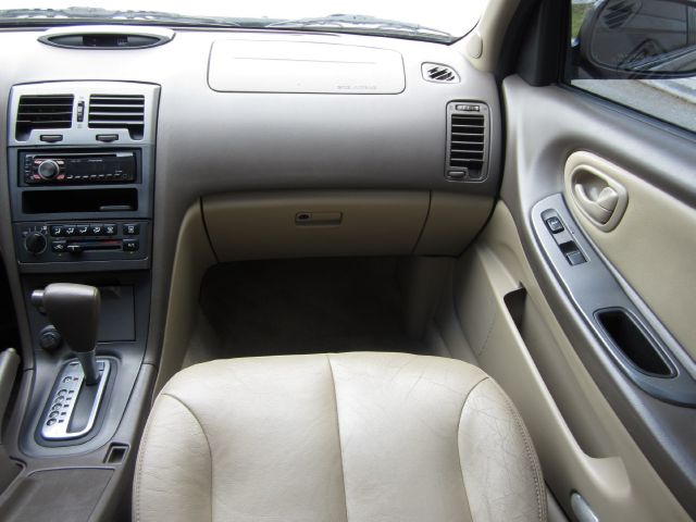 Nissan Maxima 2001 photo 3