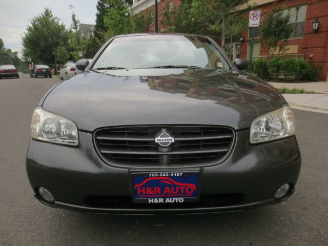 Nissan Maxima 2001 photo 1