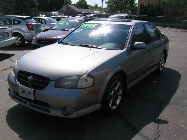 Nissan Maxima 2001 photo 4