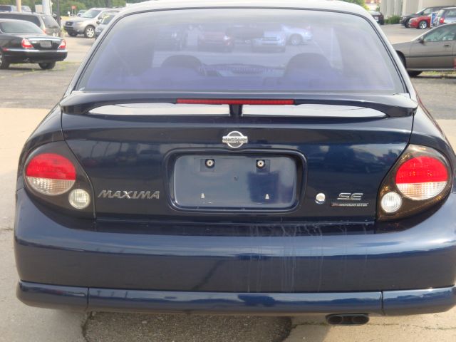 Nissan Maxima 2001 photo 15