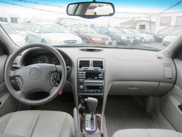 Nissan Maxima 2001 photo 1