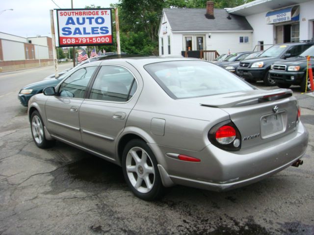 Nissan Maxima 2001 photo 2