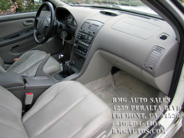 Nissan Maxima 2001 photo 10