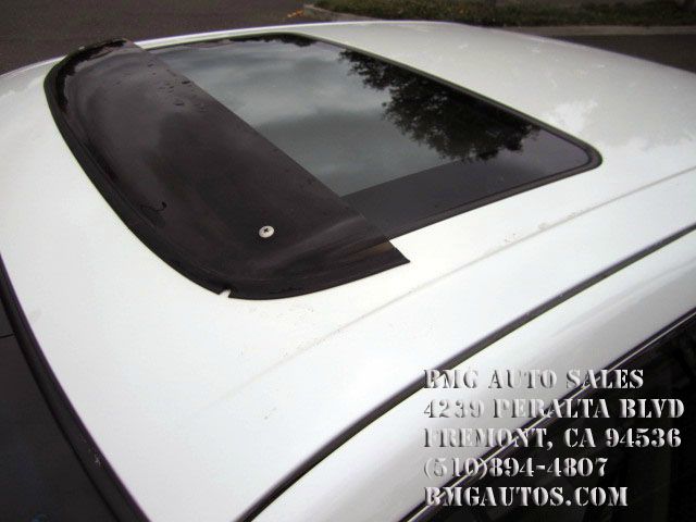 Nissan Maxima 2001 photo 16