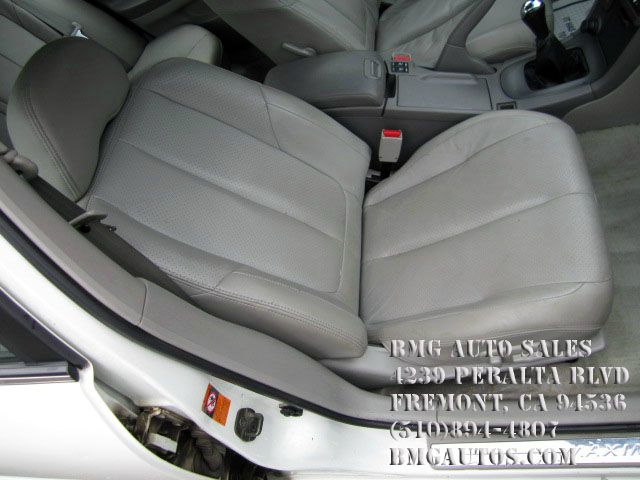 Nissan Maxima 2001 photo 5