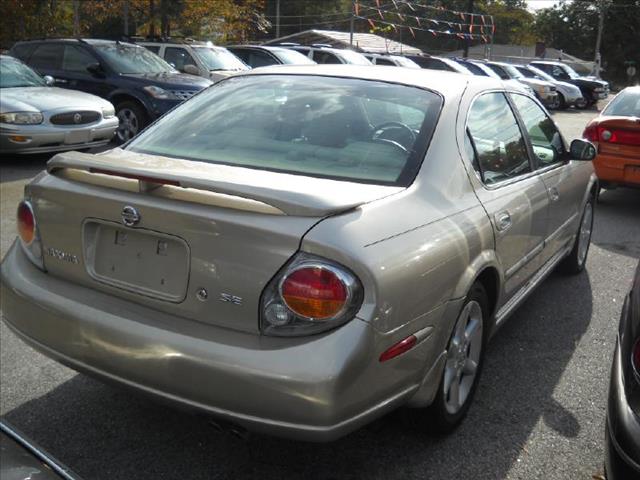 Nissan Maxima 2002 photo 1