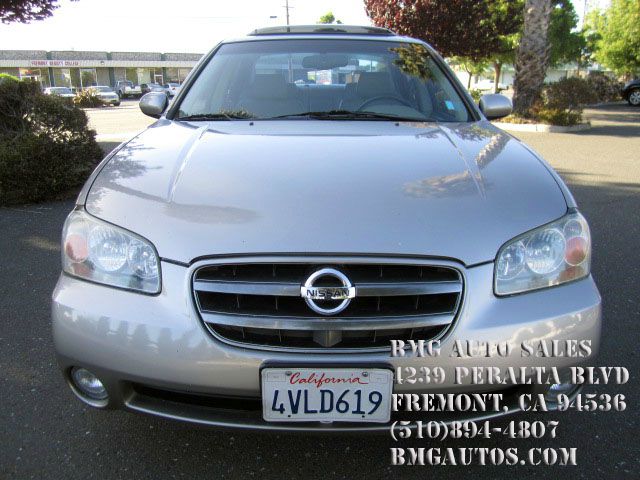 Nissan Maxima 2002 photo 1