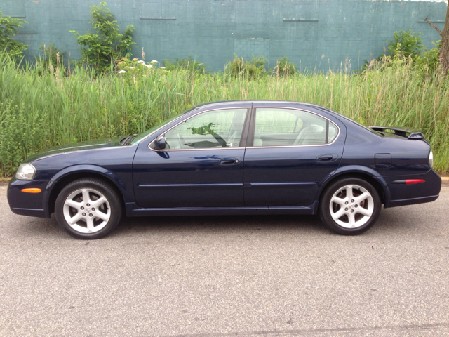 Nissan Maxima 6 Speed Transmision Sedan