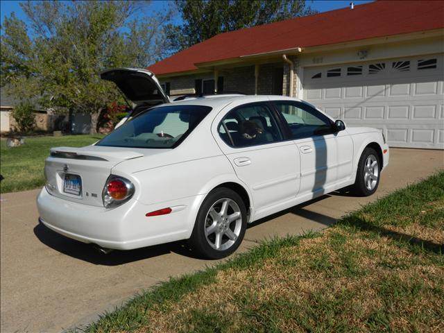 Nissan Maxima 2002 photo 2