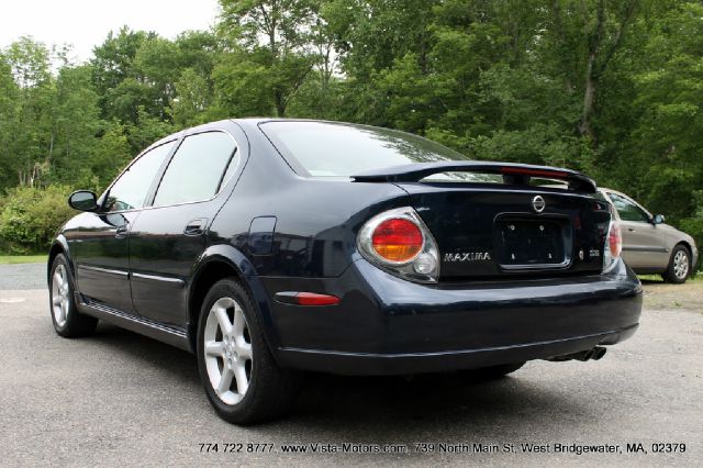 Nissan Maxima 2002 photo 1