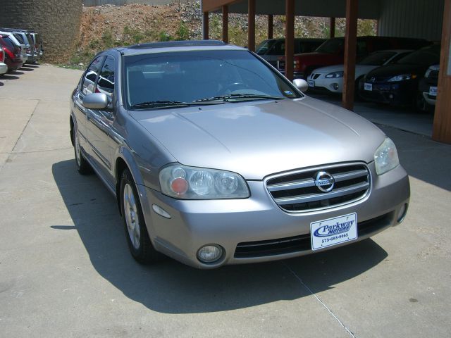 Nissan Maxima 2002 photo 1