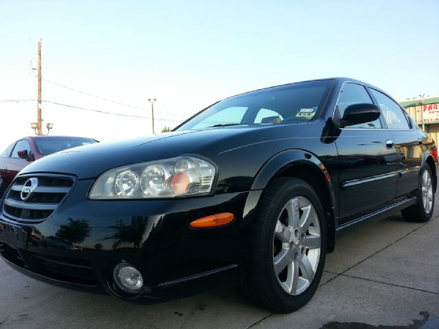 Nissan Maxima 3.0 Quattro Sedan