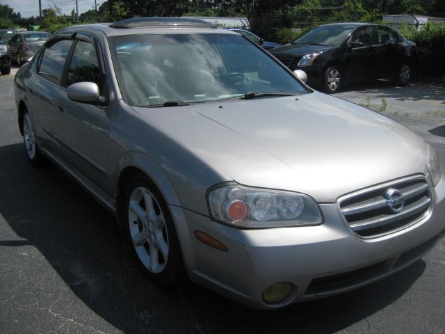 Nissan Maxima 2002 photo 1