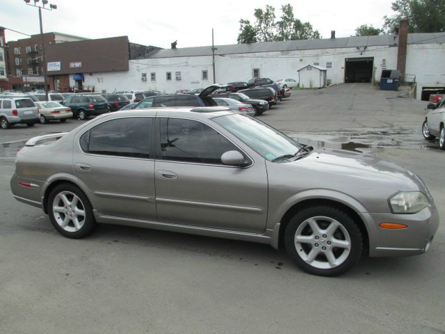 Nissan Maxima 2002 photo 1