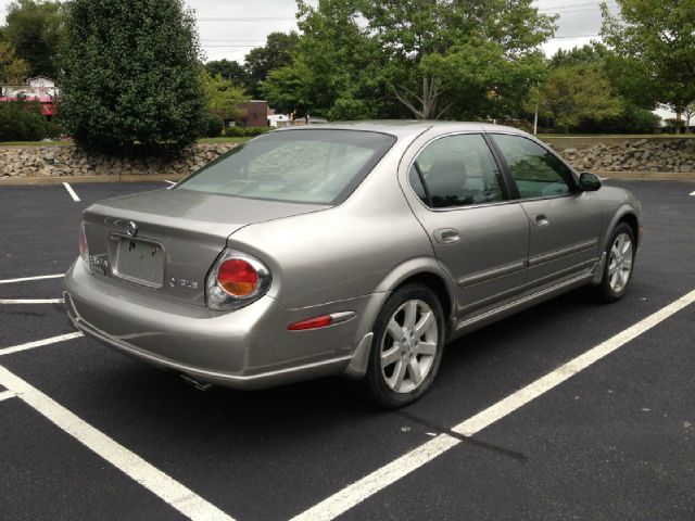 Nissan Maxima 2002 photo 3