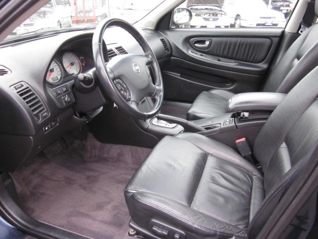 Nissan Maxima 2002 photo 2