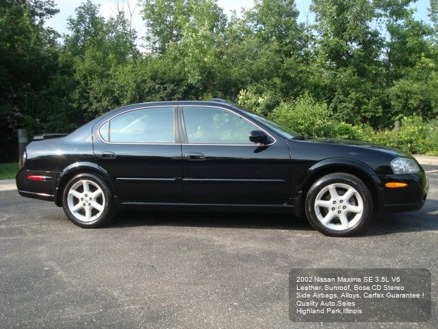 Nissan Maxima SE Sedan